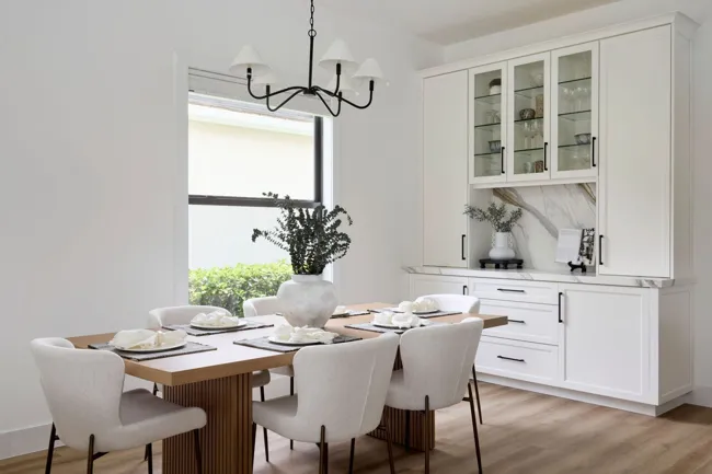Dining space connected to the kitchen